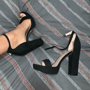 black 4.5 inch heels